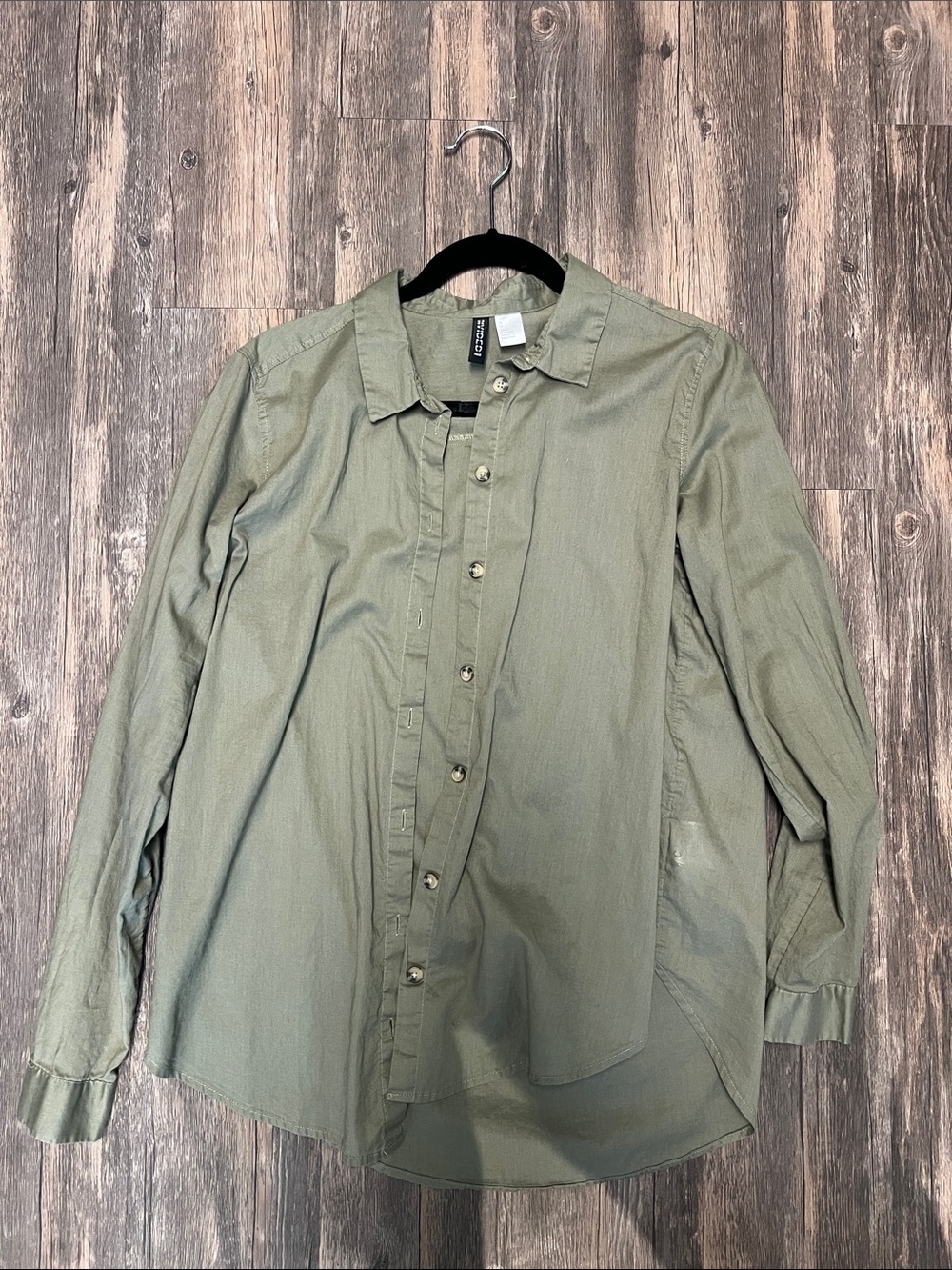 Women’s lightweight cotton olive green button down shirt